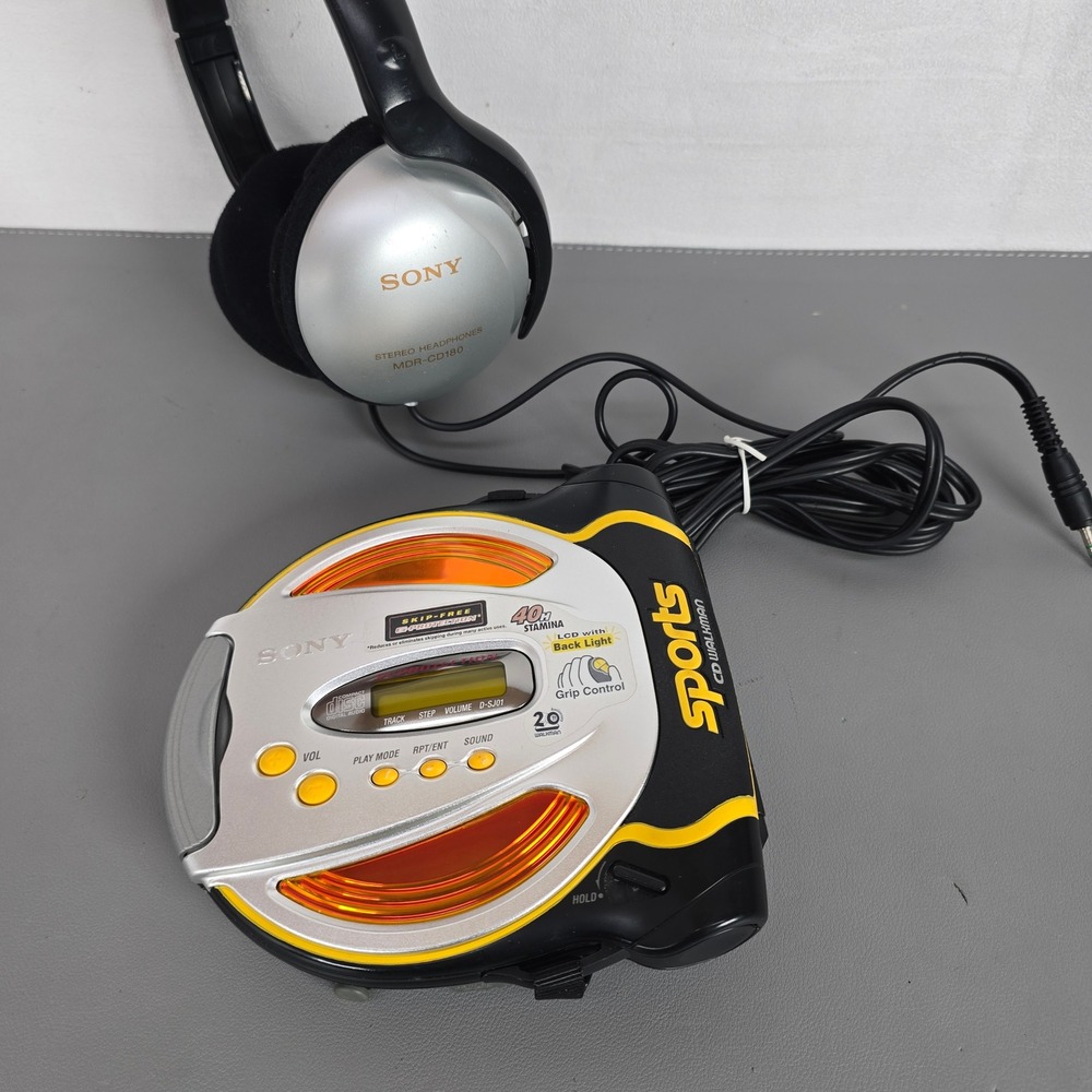 Sony Sports CD Walkman D-SJ01 Silver Yellow Portable Player MDR-CD180 Headphones